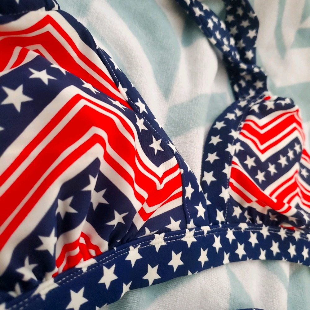 Catalina Bikini top M American Flag